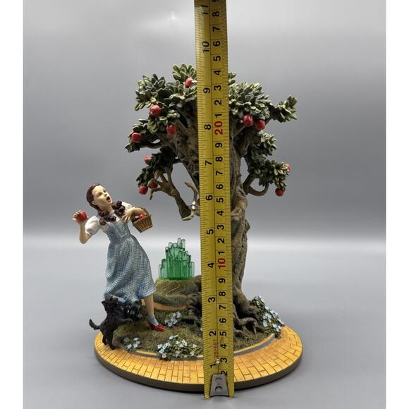 Franklin Mint Wizard of Oz Dorothy and Wicked Apple Tree Figurine Read - Picture 11 of 12
